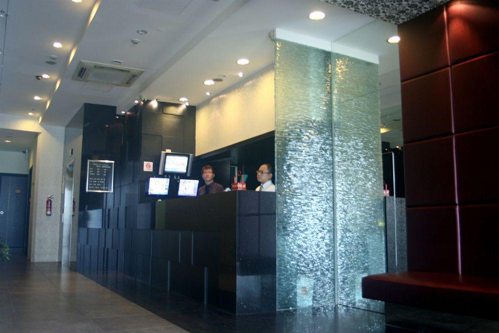 Hotel 81 Kovan Сингапур Екстериор снимка